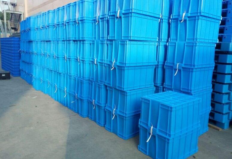 選購北京塑料周轉箱時,需要注意哪些問題呢?